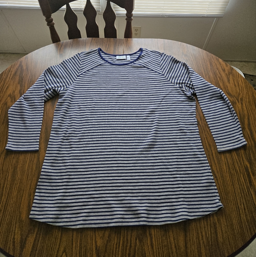 d & co Active Long Sleeve Top